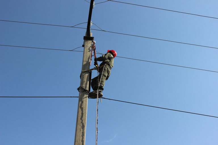 Technicien de maintenance de ligne haute tension : quel est ce métier inconnu du secteur de l’électricité ? Technicien de maintenance de ligne haute tension : quel est ce métier inconnu du secteur de l’électricité ?